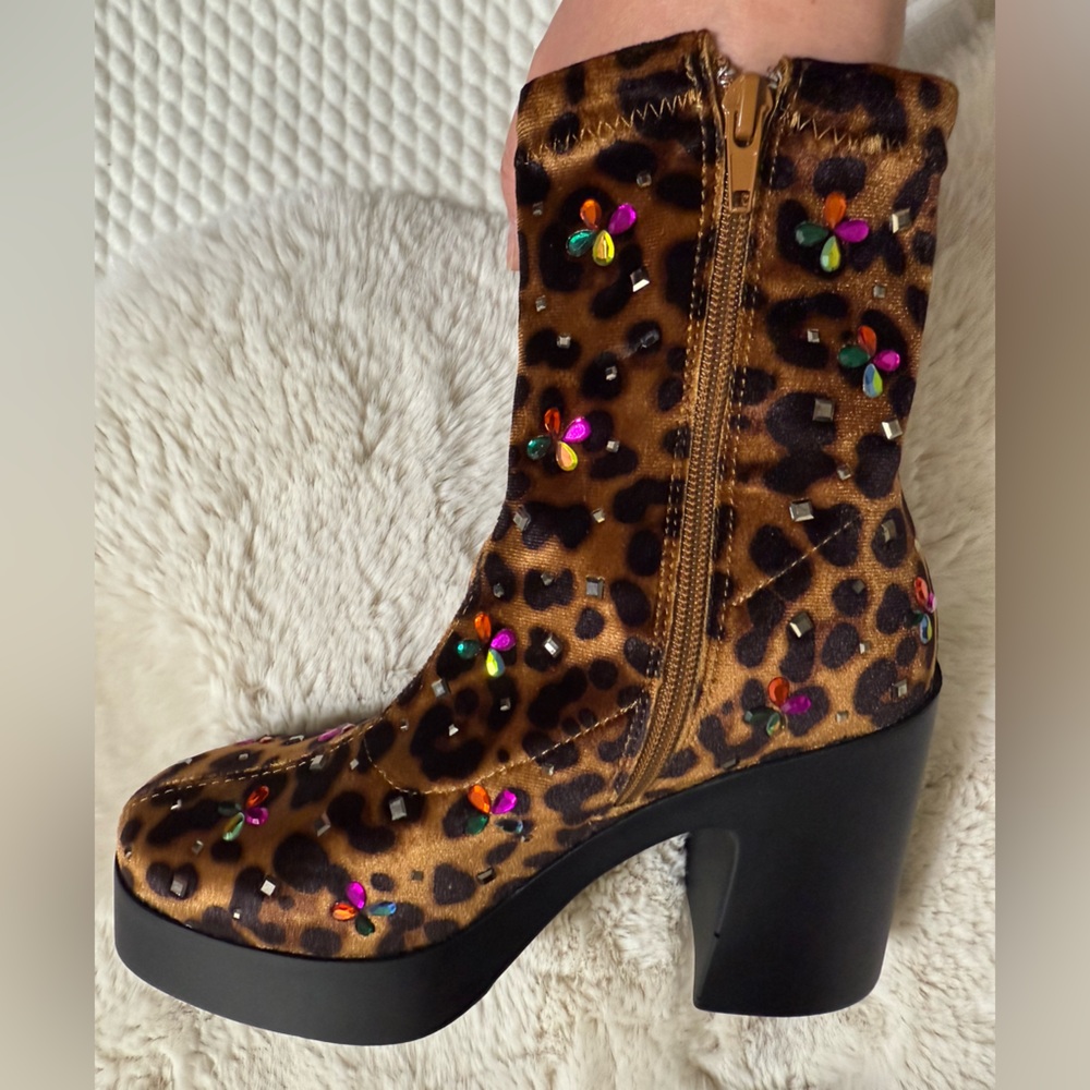 Betsey Johnson Leopard Print Ankle Boots with Embellishments - Picture 5 of 10